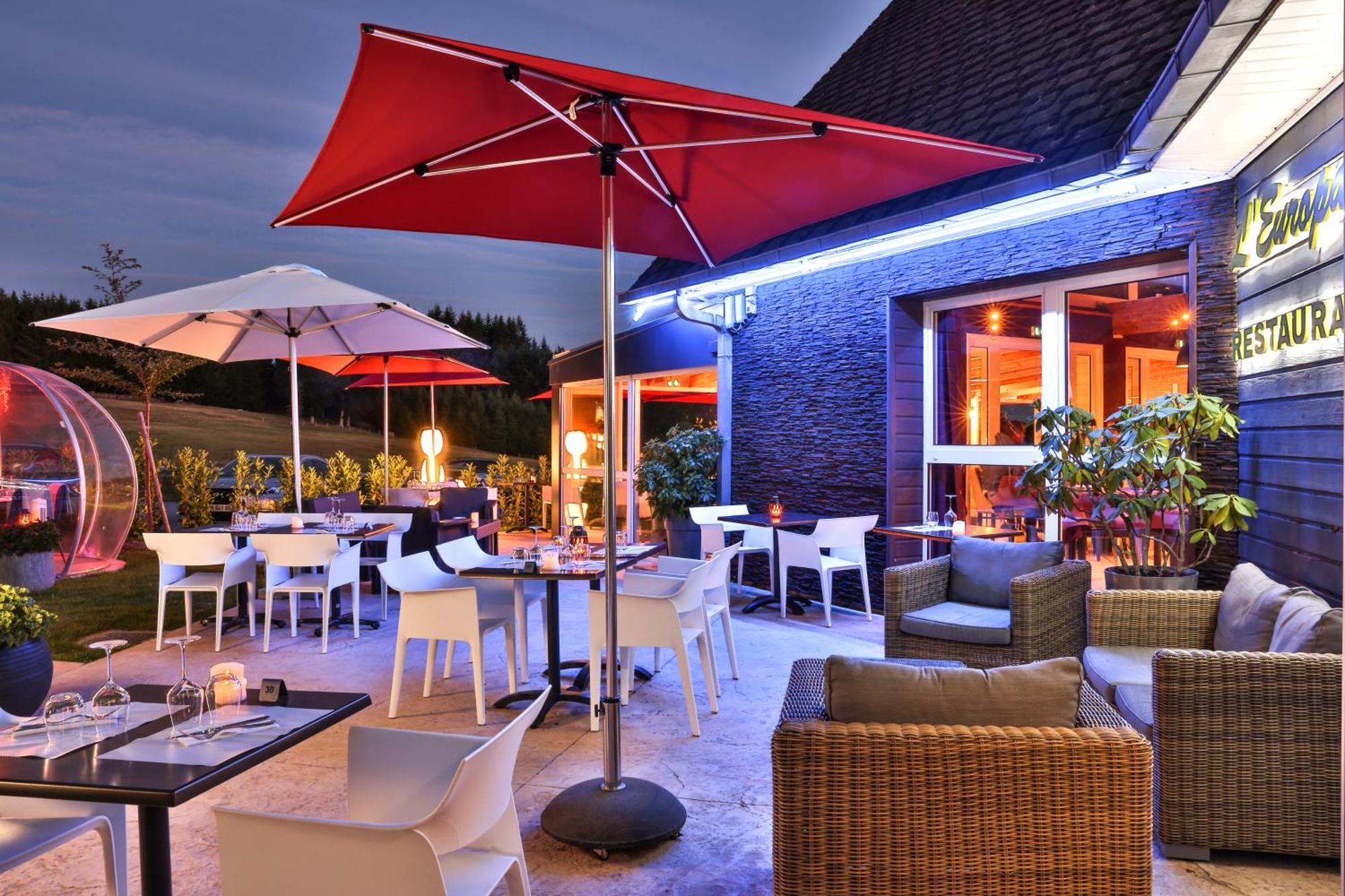 Hotel-Restaurant Logis Europa Maussac 외부 사진