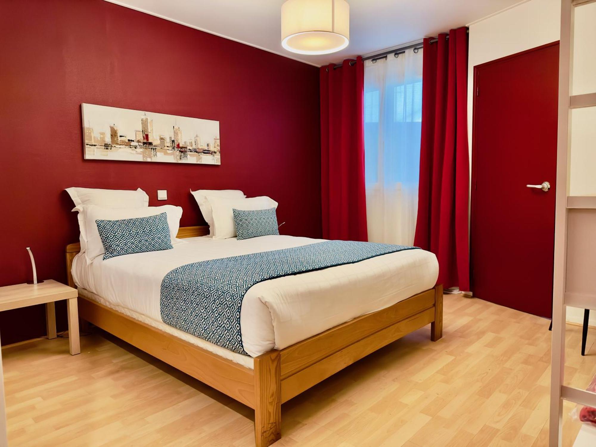 Hotel-Restaurant Logis Europa Maussac 외부 사진